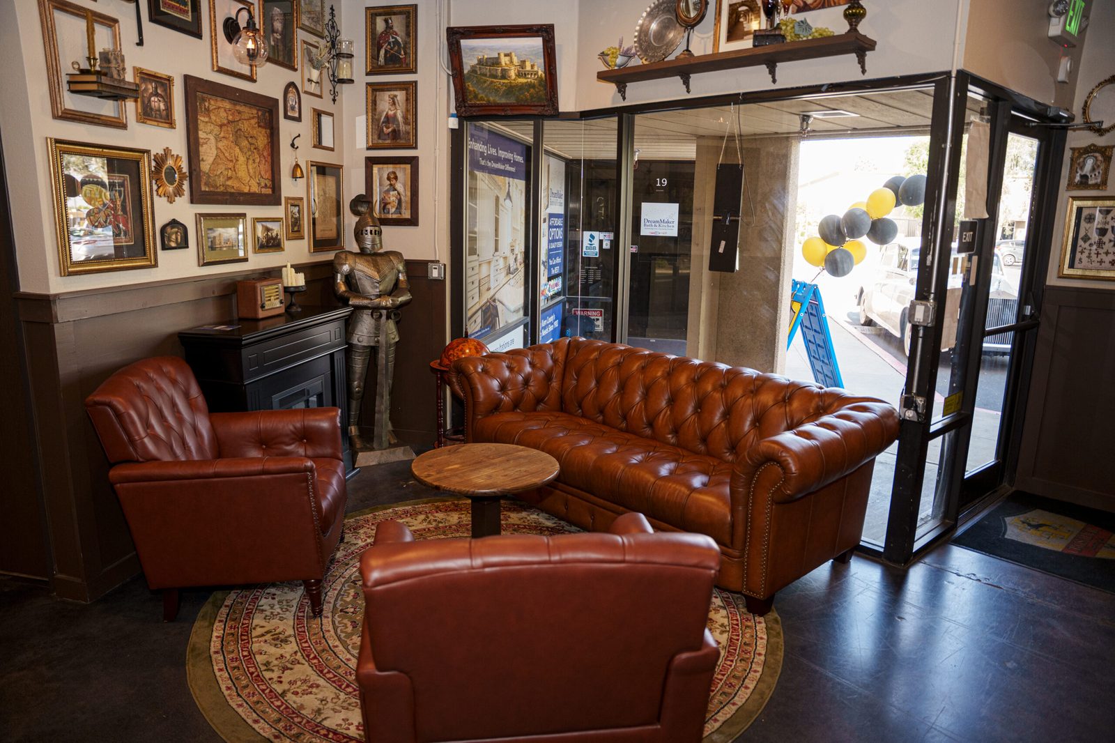 The bar at Crusader Brewing